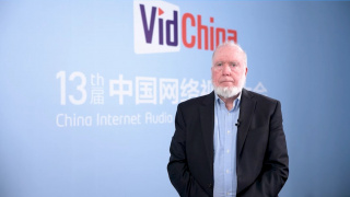 bl被怪物轮流操到高潮h文